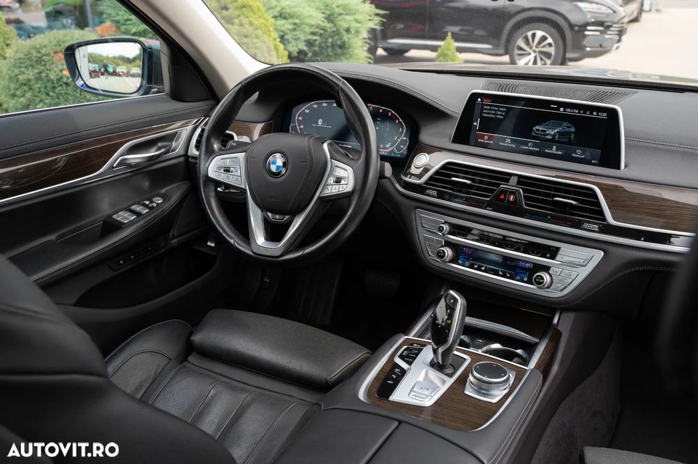 BMW Seria 7 745Le - 11