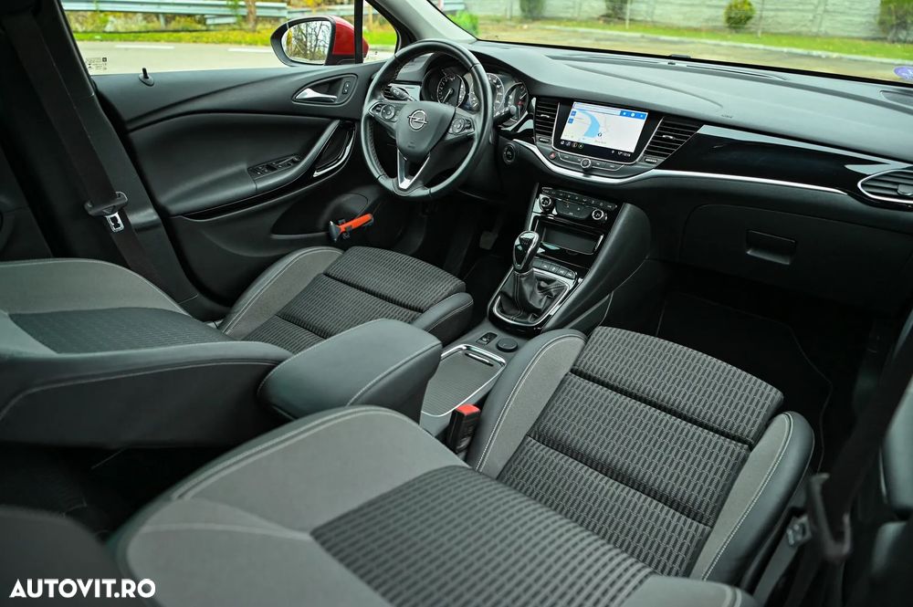 Opel Astra Sports Tourer 1.2 Turbo Elegance - 15