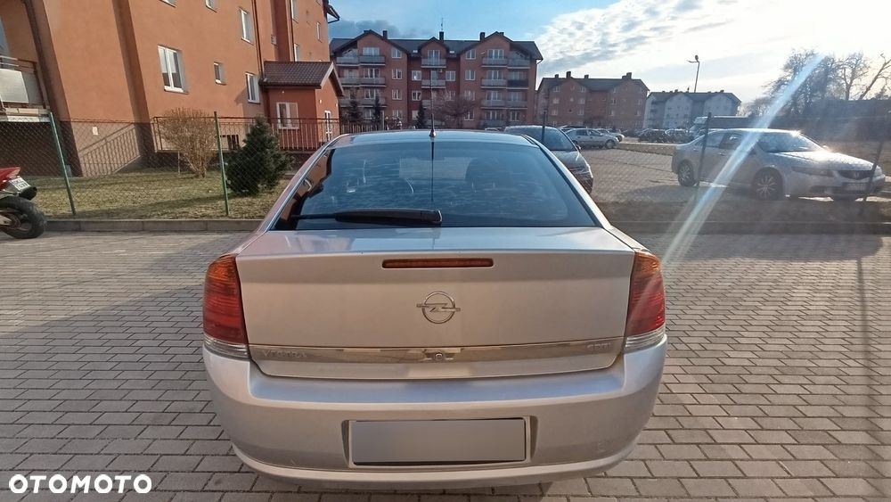 Opel Vectra 1.9 CDTI Essentia - 8