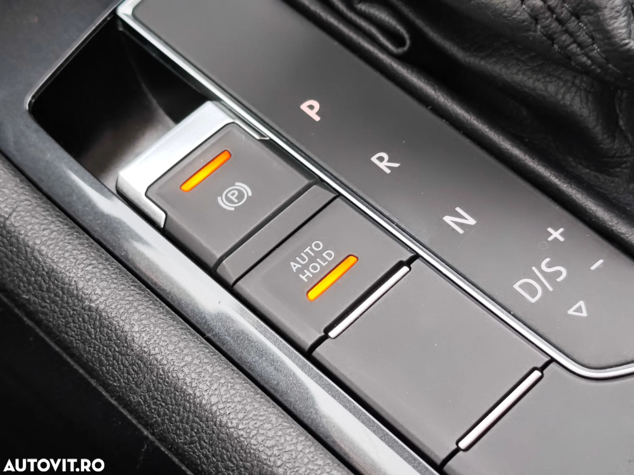 Volkswagen Tiguan 2.0 TDI DSG Base - 22