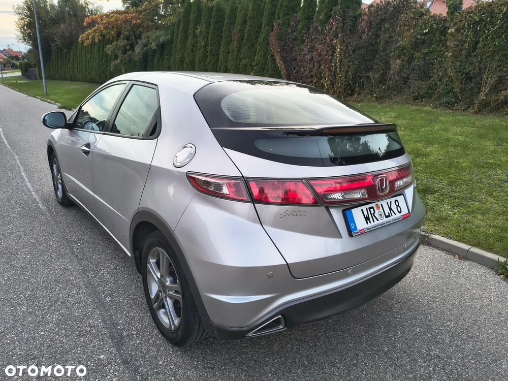 Honda Civic 1.4 i-VTEC Sport - 11
