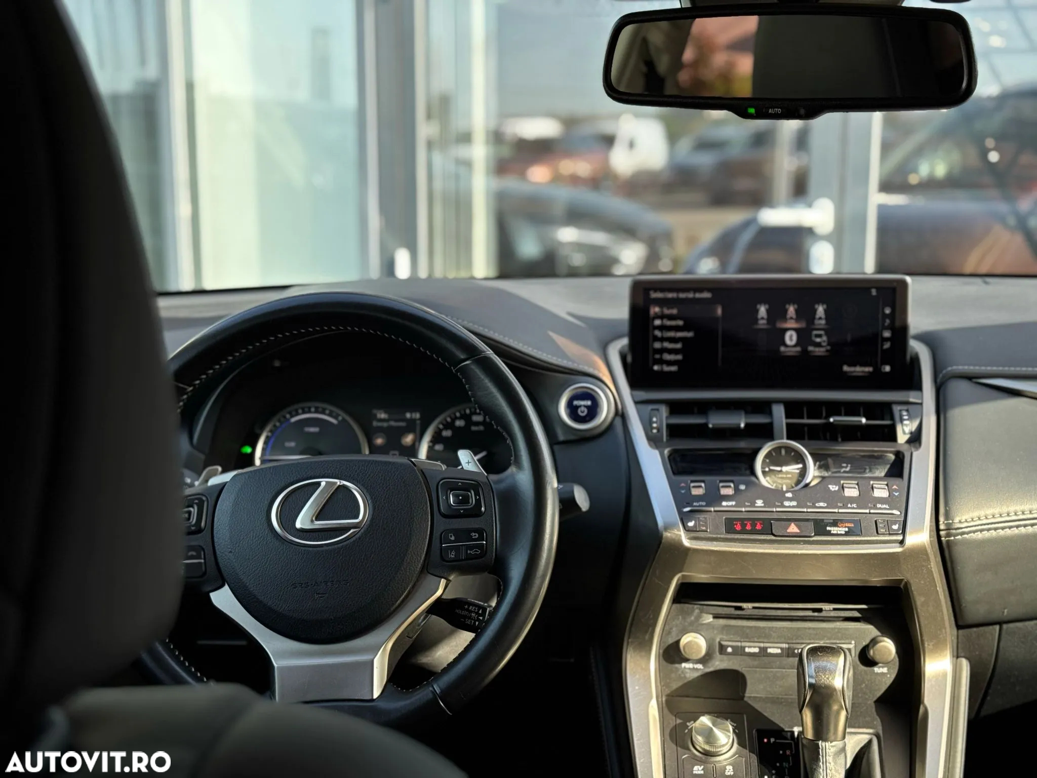 Lexus Seria NX 300h FWD Executive Plus - 27
