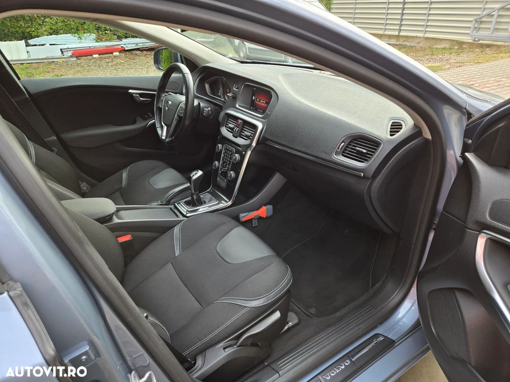Volvo V40 D2 - 5
