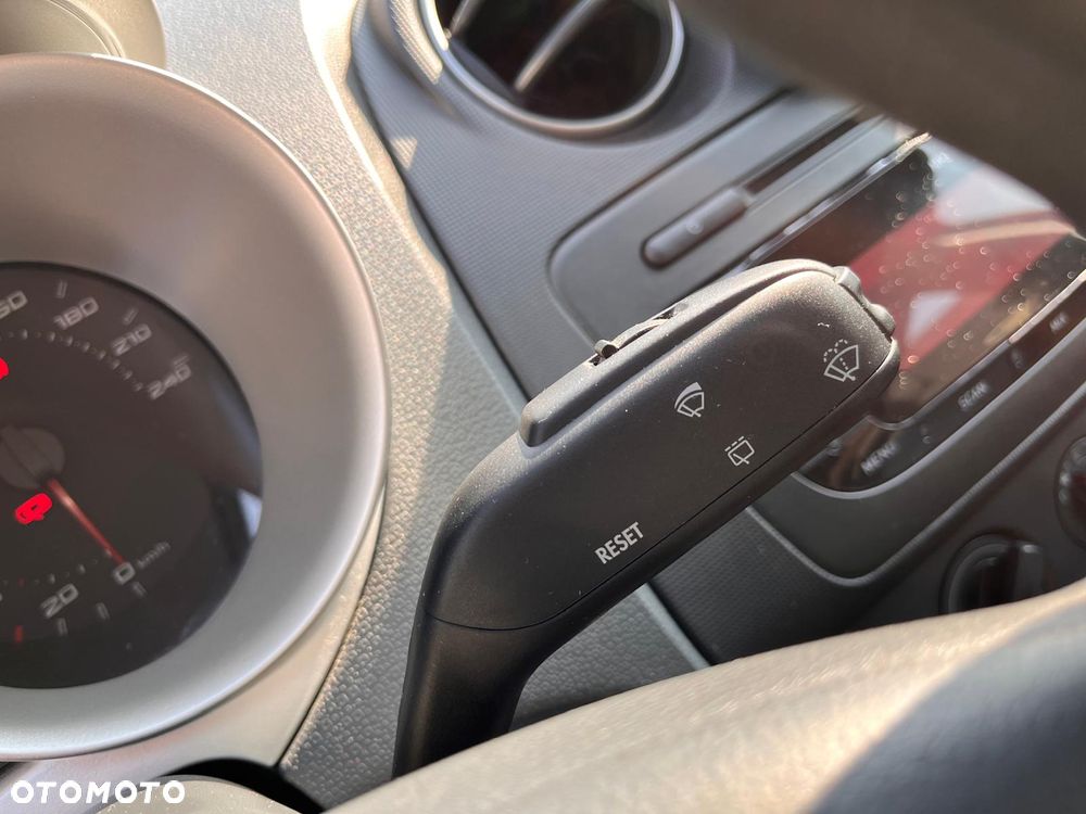 Seat Ibiza 1.6 16V Stylance - 19