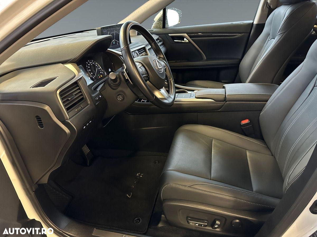 Lexus Seria RX - 7