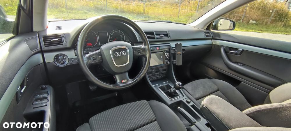 Audi A4 Avant - 12