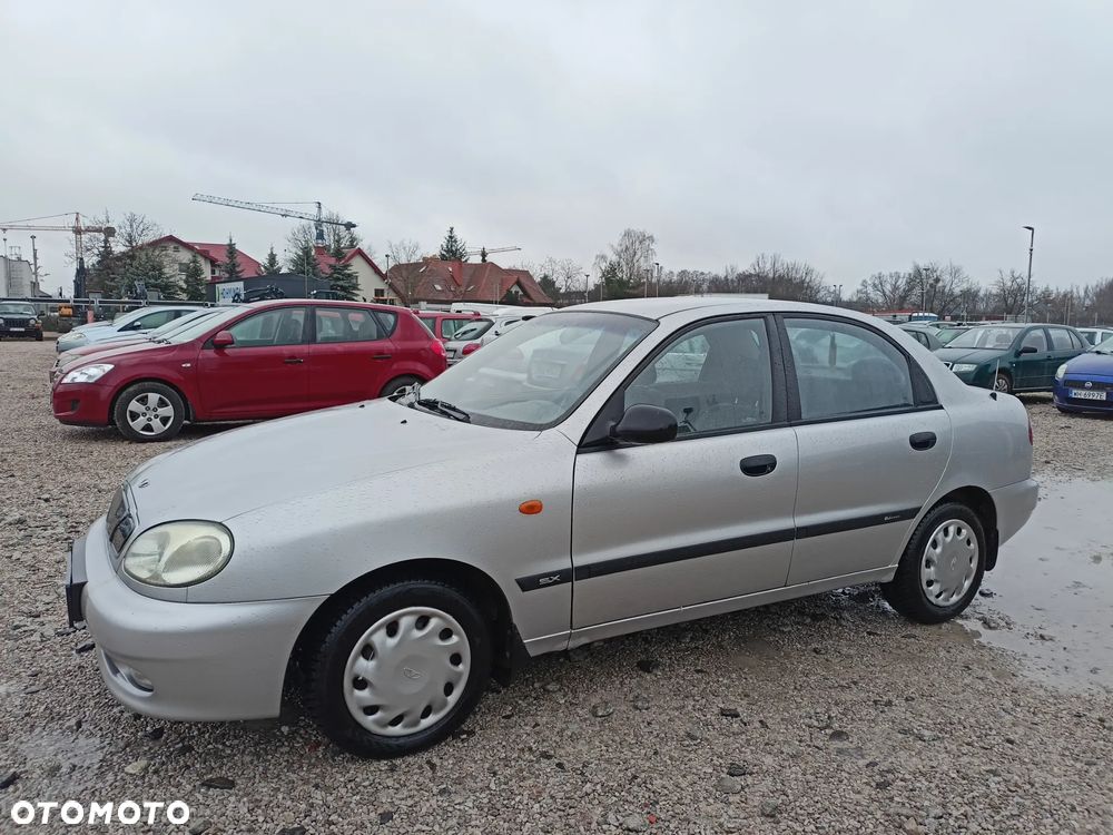 Daewoo Lanos - 1