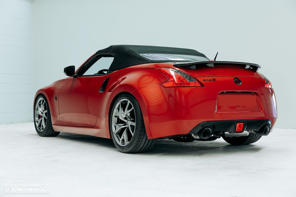Nissan 370 Z - 4