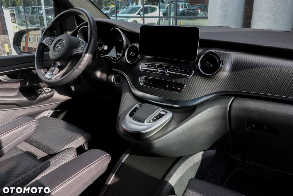 Mercedes-Benz Klasa V 300 d Avantgarde 9G-Tronic (ekstra d³) - 14