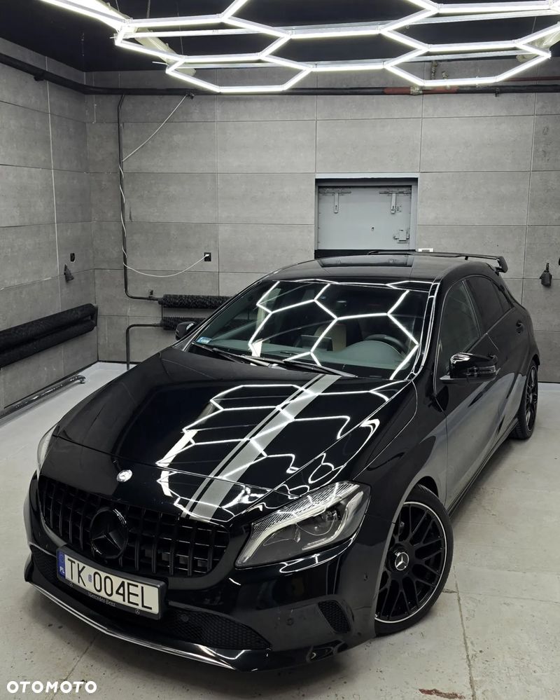 Mercedes-Benz Klasa A 220 4Matic 7G-DCT Urban - 3