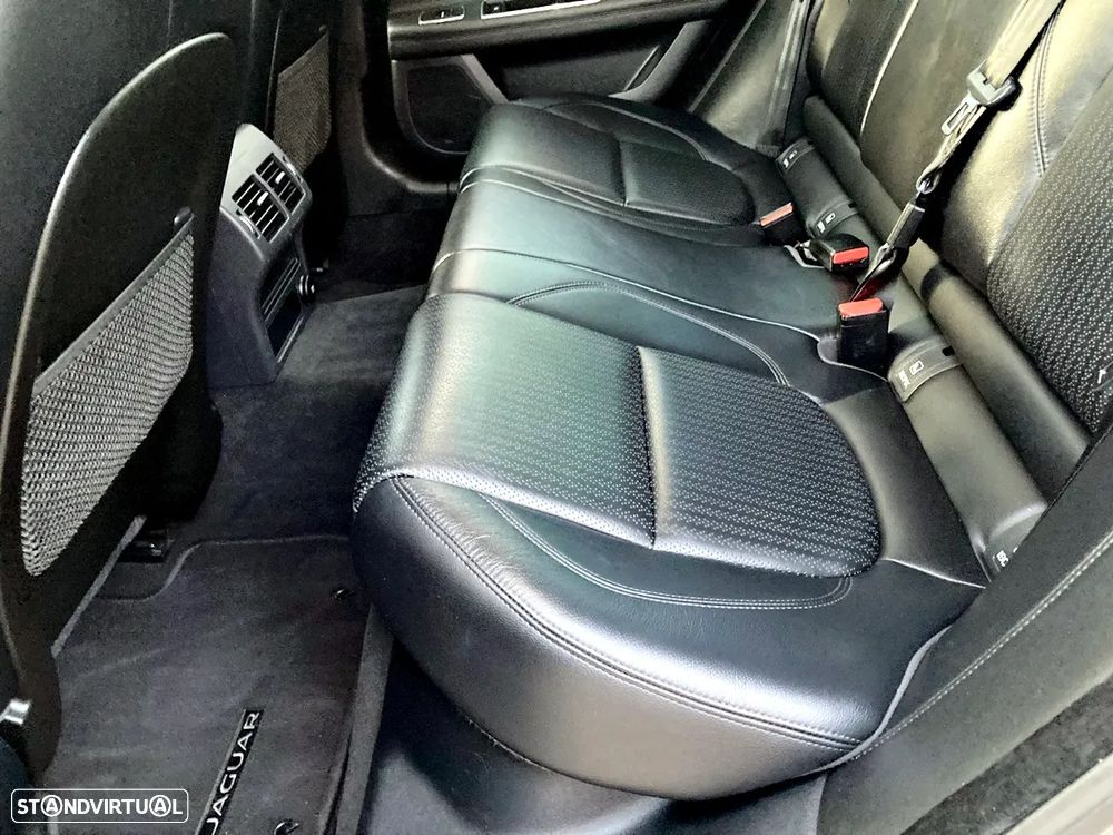 Jaguar XF Sportbrake 2.0 D Pure Aut. - 25