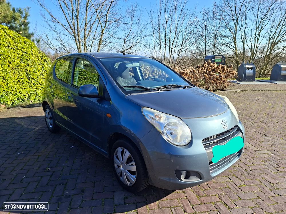 Suzuki Alto 1.0 Base - 2