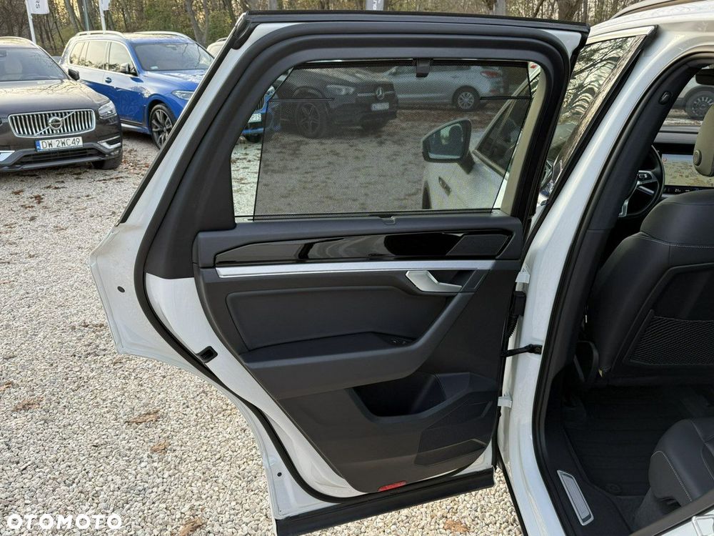 Volkswagen Touareg 3.0 V6 TDI SCR 4Mot Elegance - 17