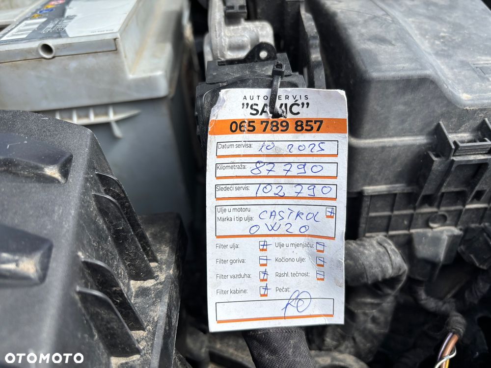 Volkswagen Golf - 12