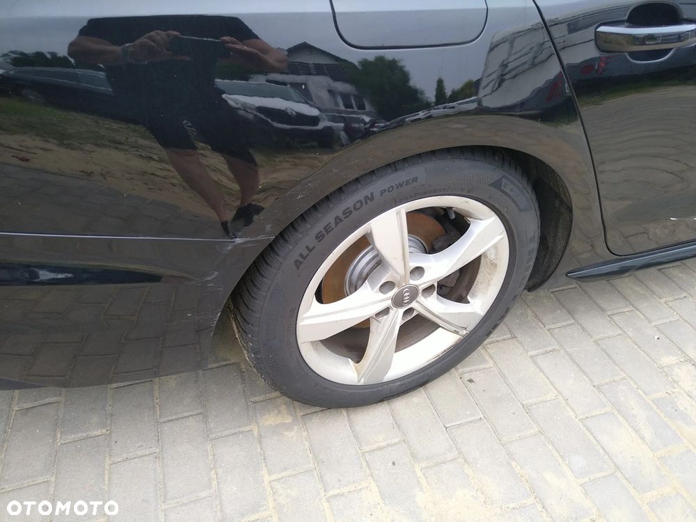 Audi A4 Avant 40 TFSI S tronic - 23