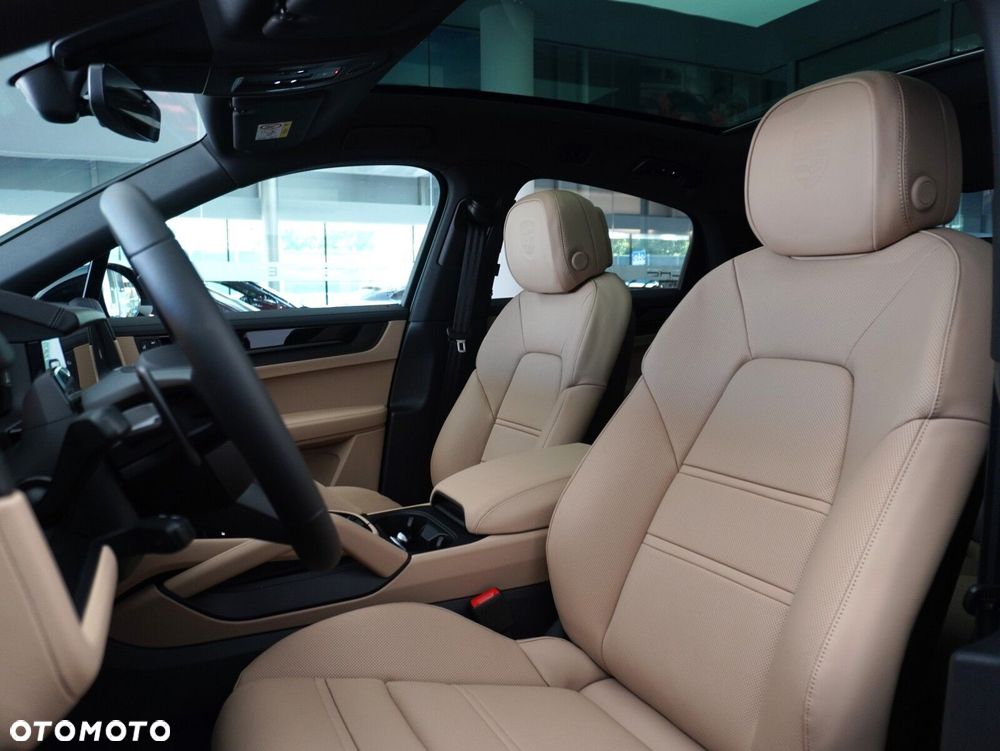 Porsche Cayenne Black Edition - 28