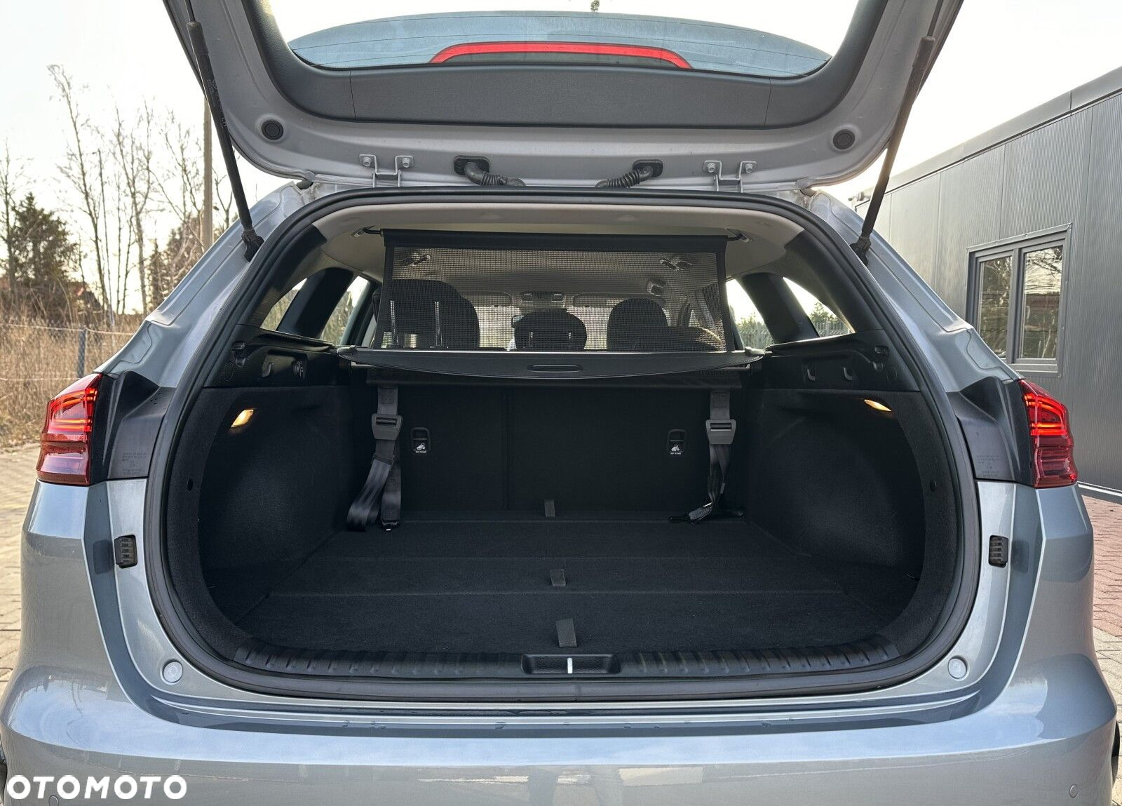 Kia Ceed - 16