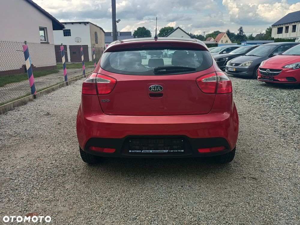 Kia Rio 1.2 Attract - 5