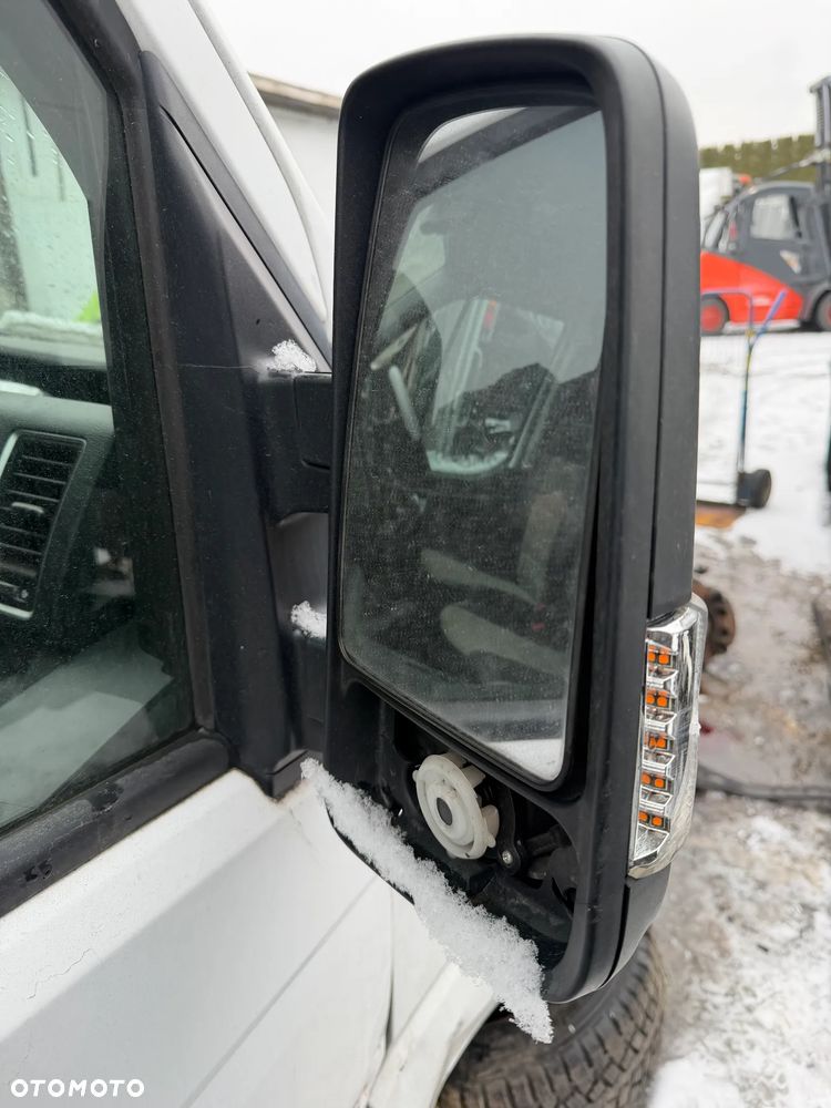 Hyundai H350 2,5 CRDI 2016r 150KM lusterko prawe - 2