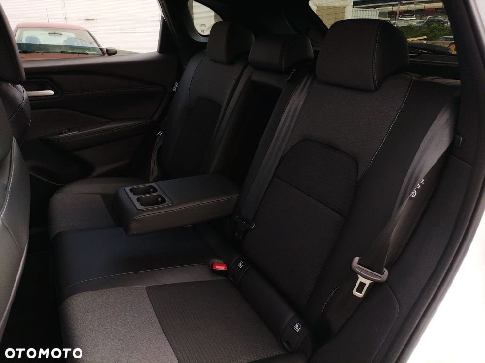 Nissan Qashqai 1.3 DIG-T MHEV N-Connecta Xtronic - 18