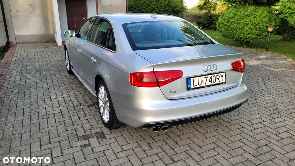 Audi A4 Limousine - 3