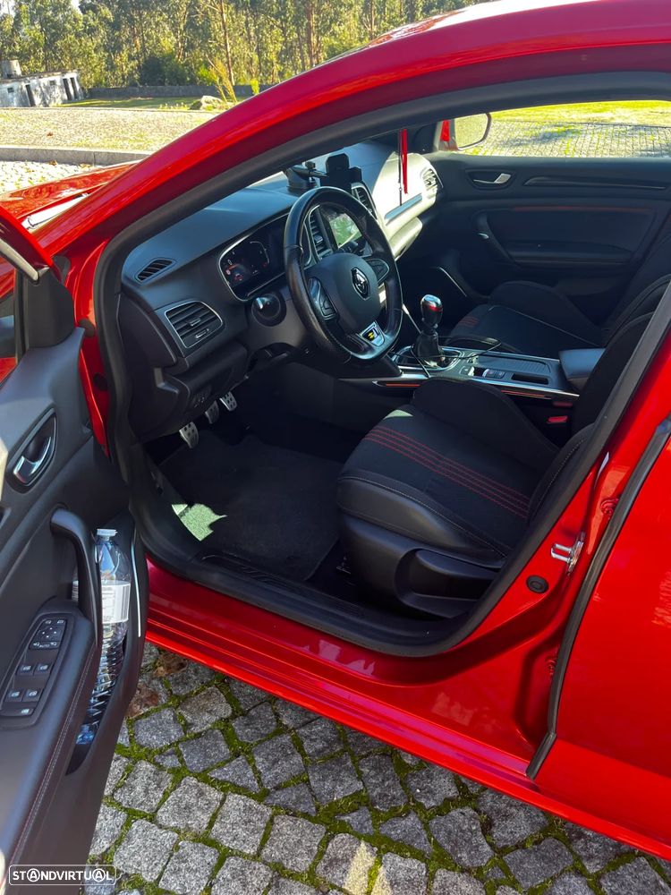 Renault Mégane 1.5 Blue dCi R.S. Line - 9