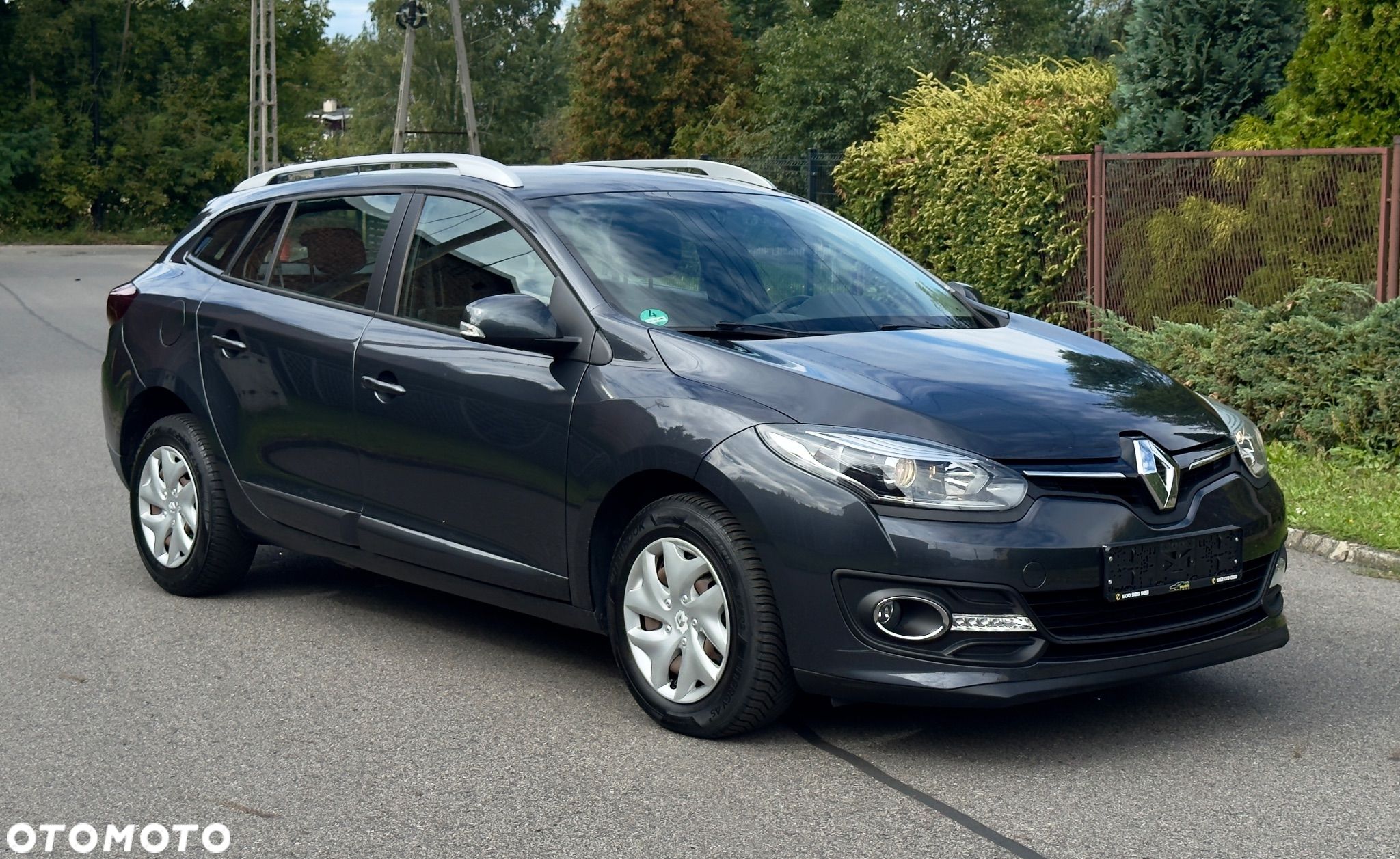 Renault Megane 1.5 dCi Energy Life EU6 - 1