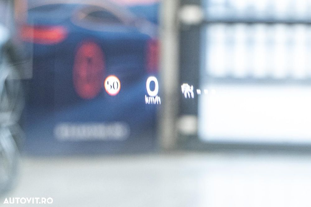 Mazda 3 e-SKYACTIV-G 150 M HYBRID DRIVE EXCLUSIVE-LINE - 27