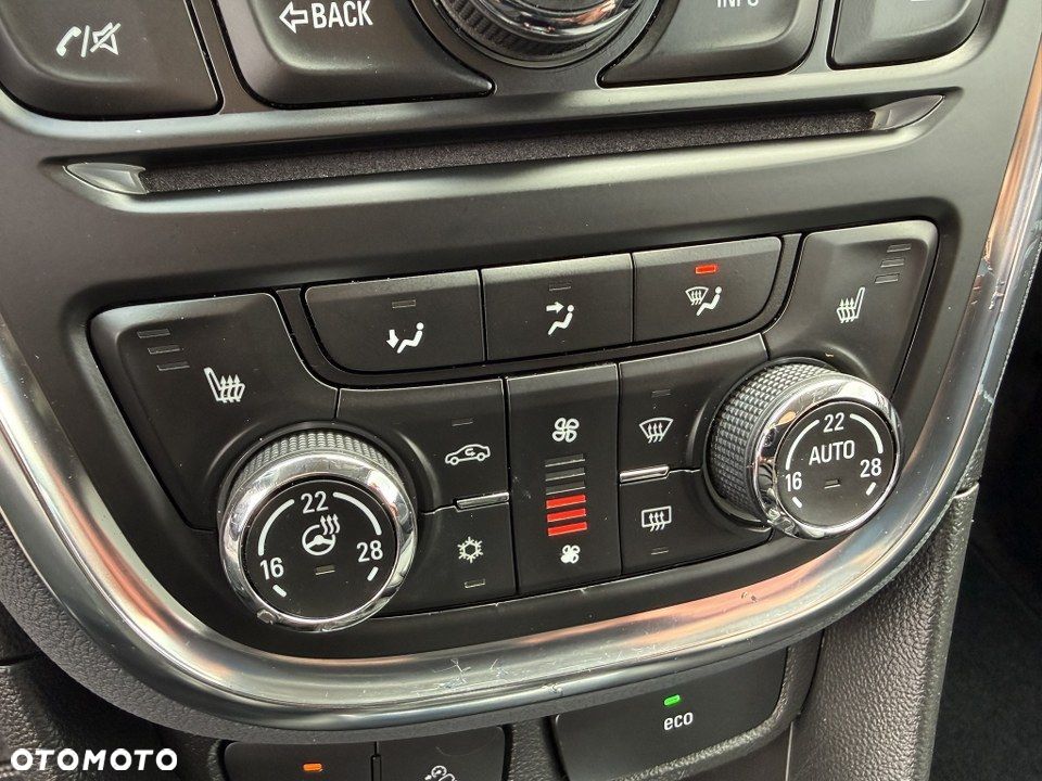 Opel Mokka 1.4 T Cosmo S&S - 27