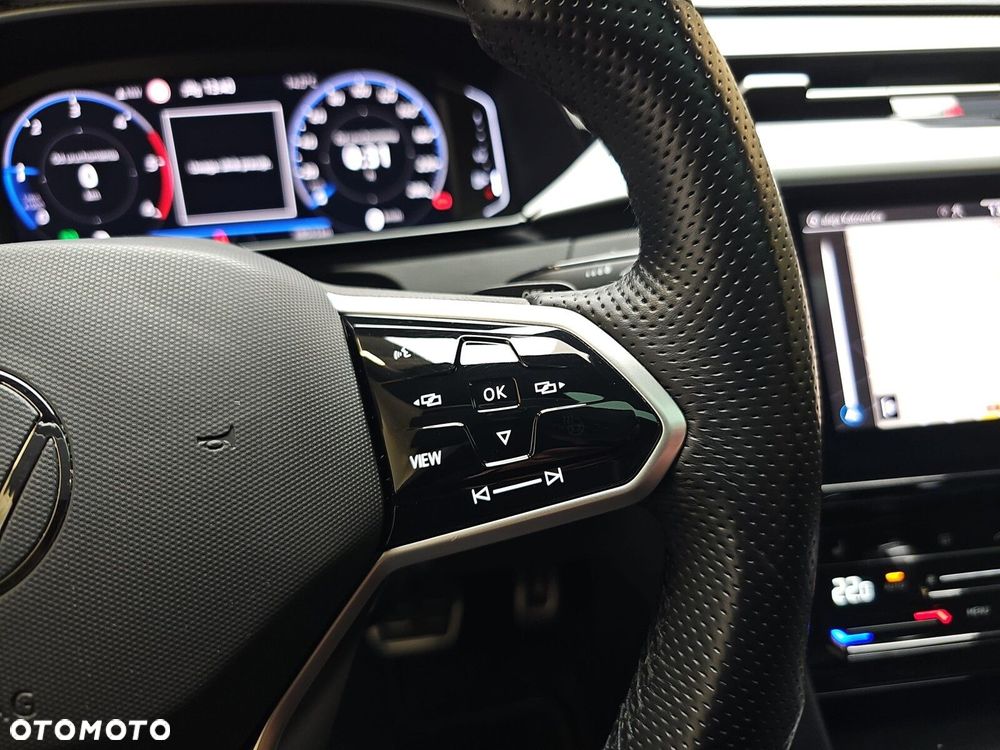 Volkswagen Arteon 2.0 TDI R-Line DSG - 20