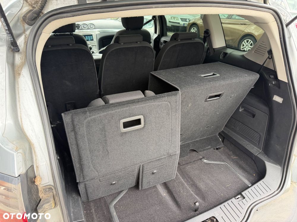 Ford S-Max 2.0 TDCi DPF Titanium - 8
