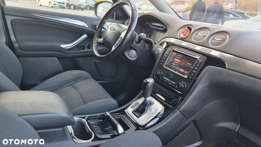 Ford S-Max - 18