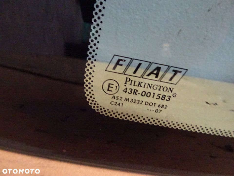 SZYBA KAROSERYJNA PRAWY TYŁ FIAT PANDA II 03-06 HB 5D NR367 - 2