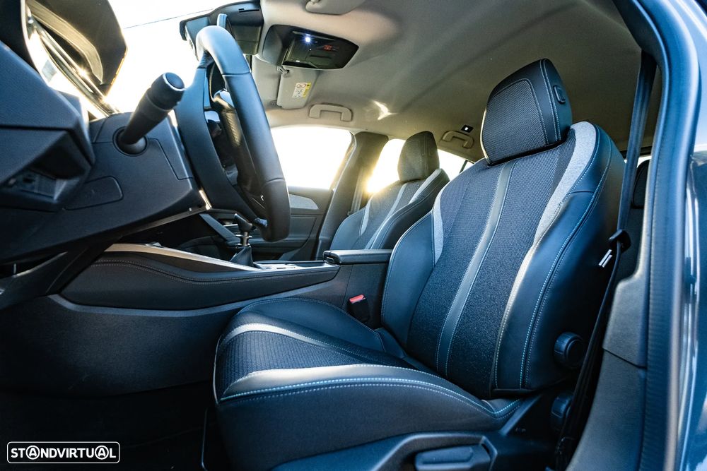 Peugeot 308 PureTech 130 Allure Pack - 23