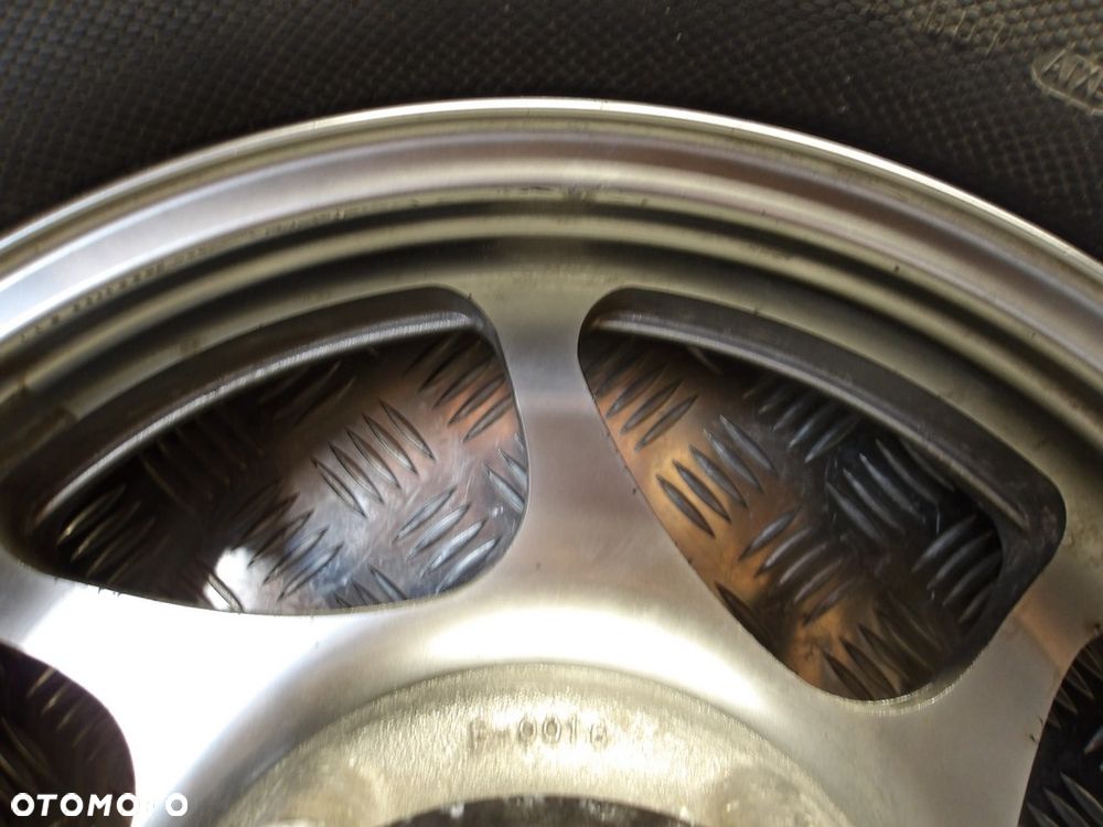 Felga koło przód J16M/CxMT3.50 KAWASAKI VN 2000 VULCAN 04-10r   PN. 41073-0004 - 10