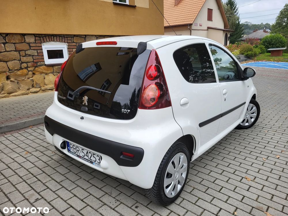 Peugeot 107 1.0 Trendy - 9