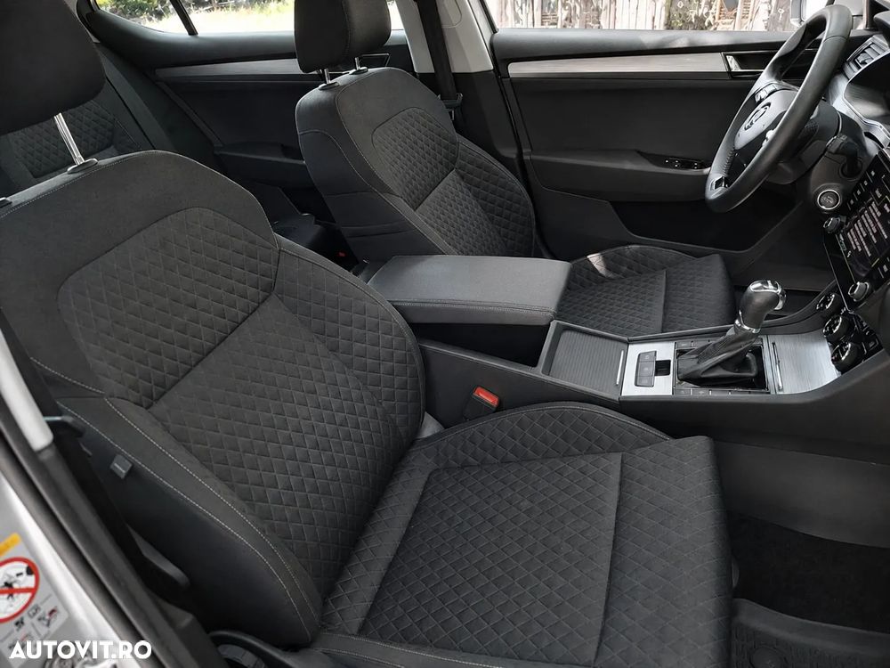 Skoda Superb 2.0 TDI DSG Ambition - 22