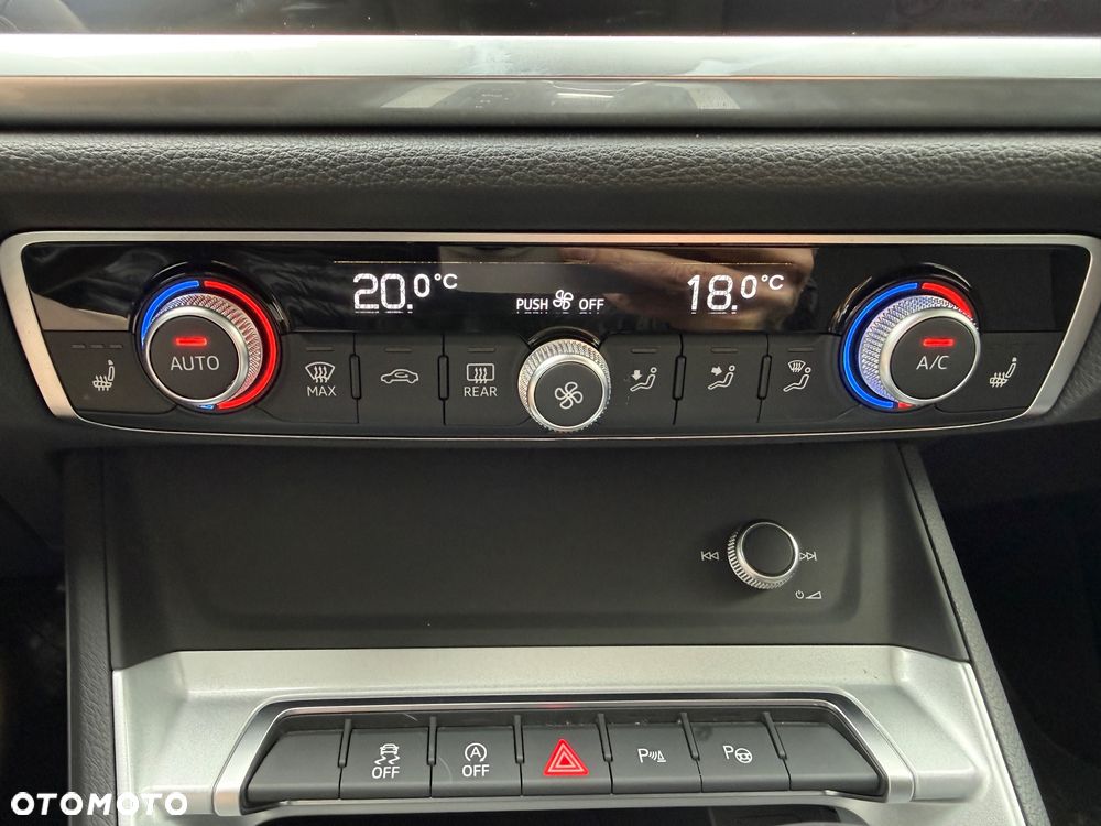 Audi Q3 35 TFSI S tronic - 19