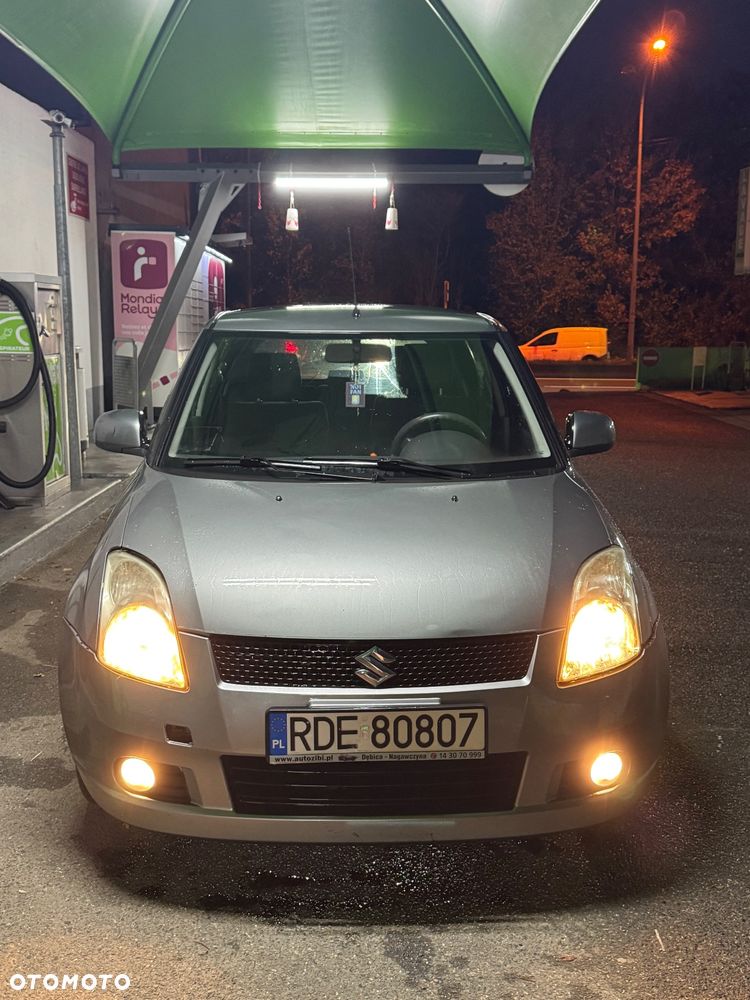 Suzuki Swift 1.3 DDiS 16v GL Airco DPF - 5