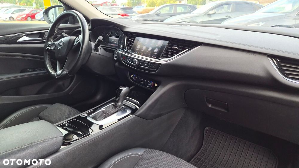 Opel Insignia - 9