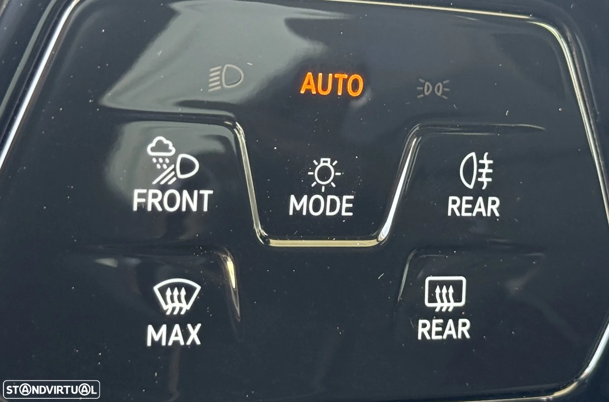 VW Golf 2.0 TSI R DSG - 44