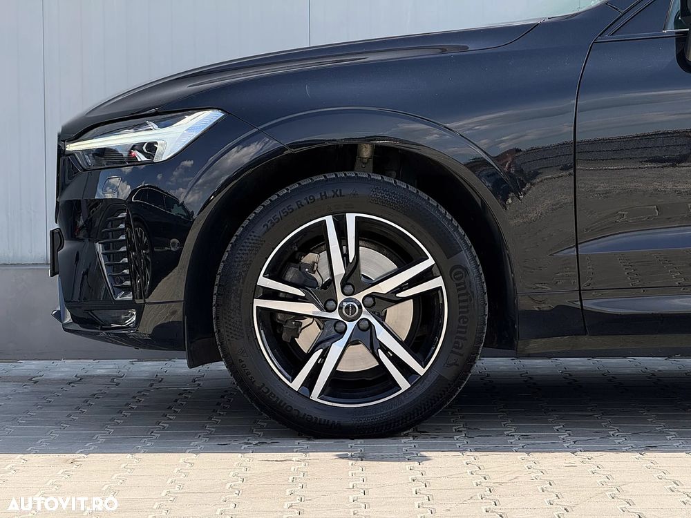 Volvo XC 60 B4 D AWD Ultimate Dark - 37