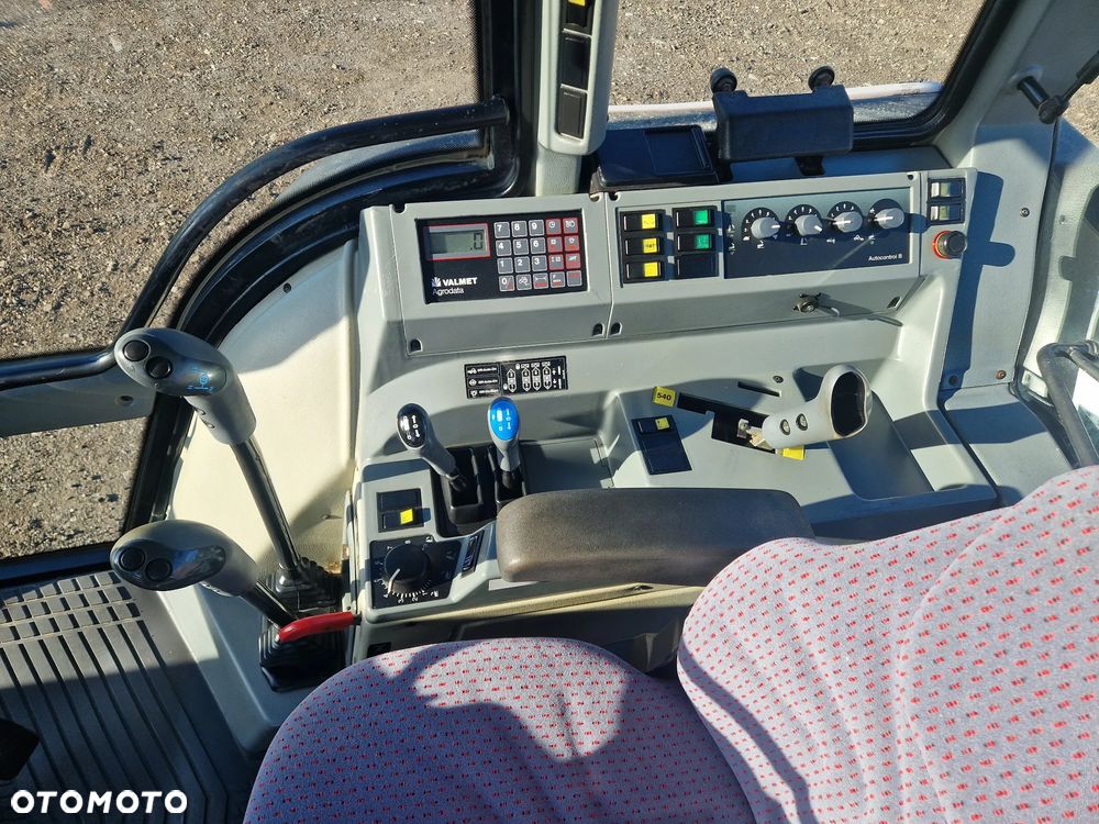 Valtra 6350 HiTech - 7