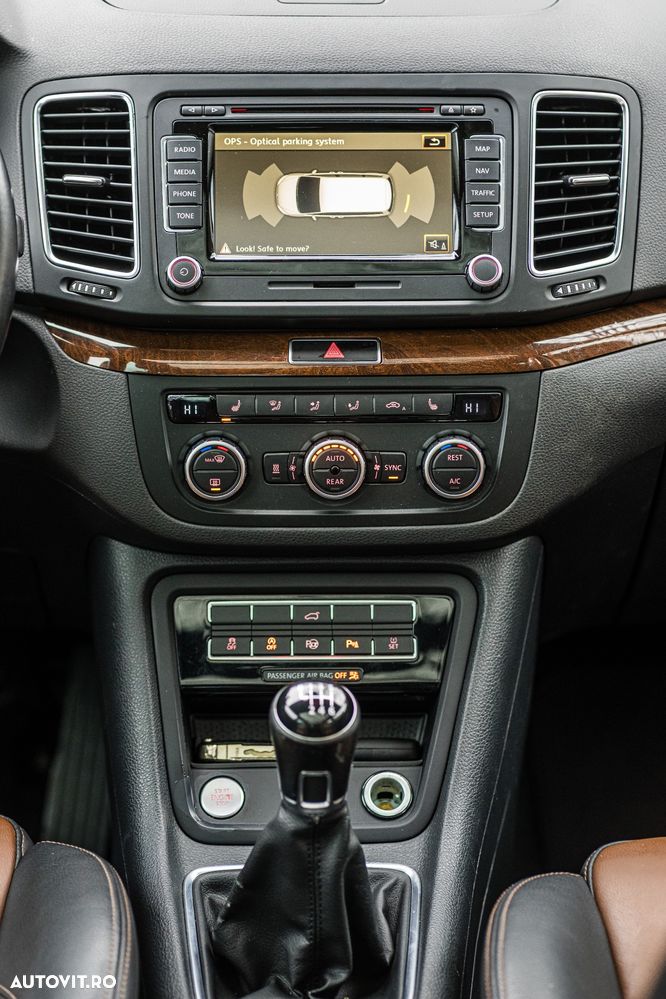 Volkswagen Sharan 2.0 TDI BlueMotion Technology Highline - 5