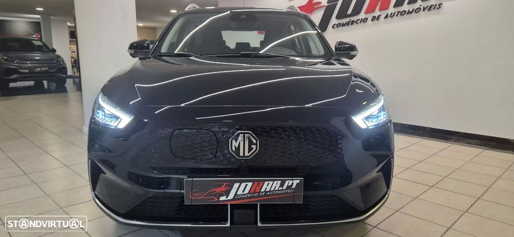 MG ZS - 8