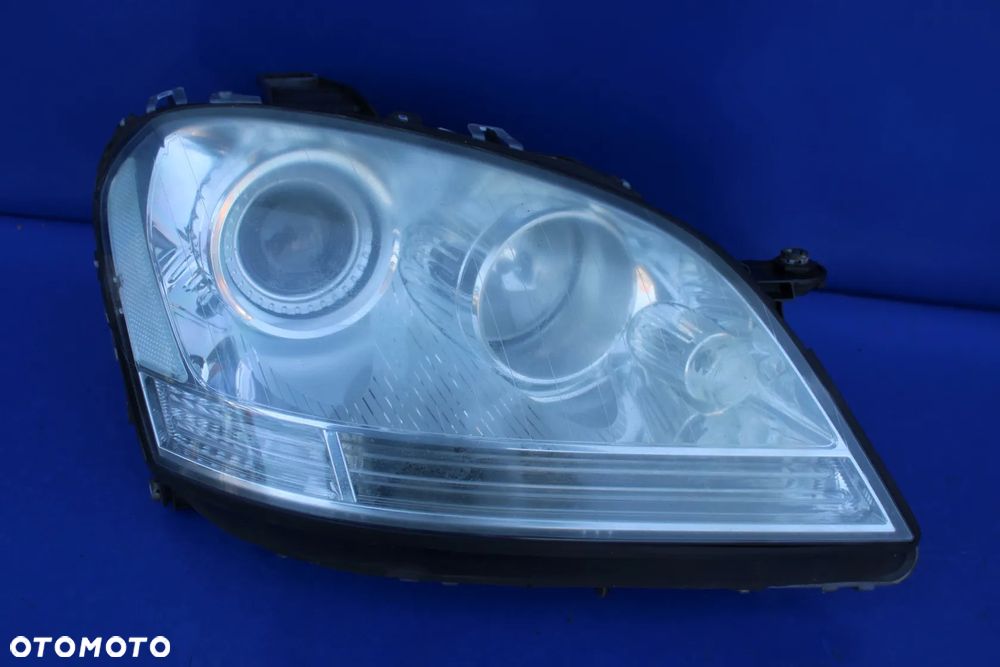 Reflektor bixenon skrętny lewy prawy lampa lewa prawa OE Mercedes ML W164 Anglik - 1