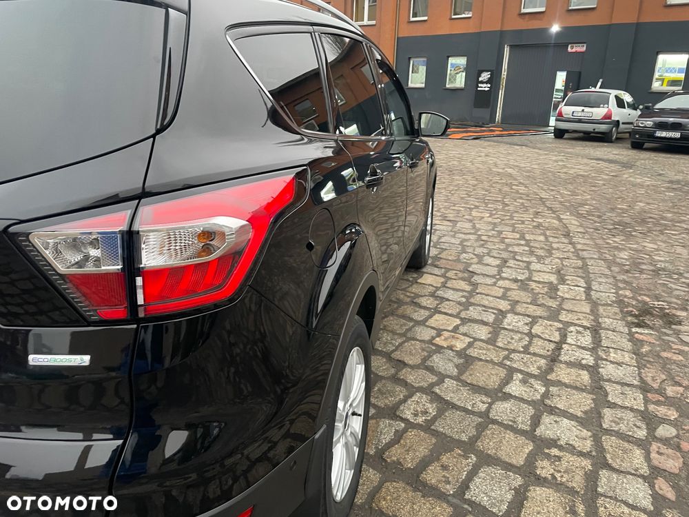 Ford Kuga 1.5 EcoBoost 2x4 Titanium - 19
