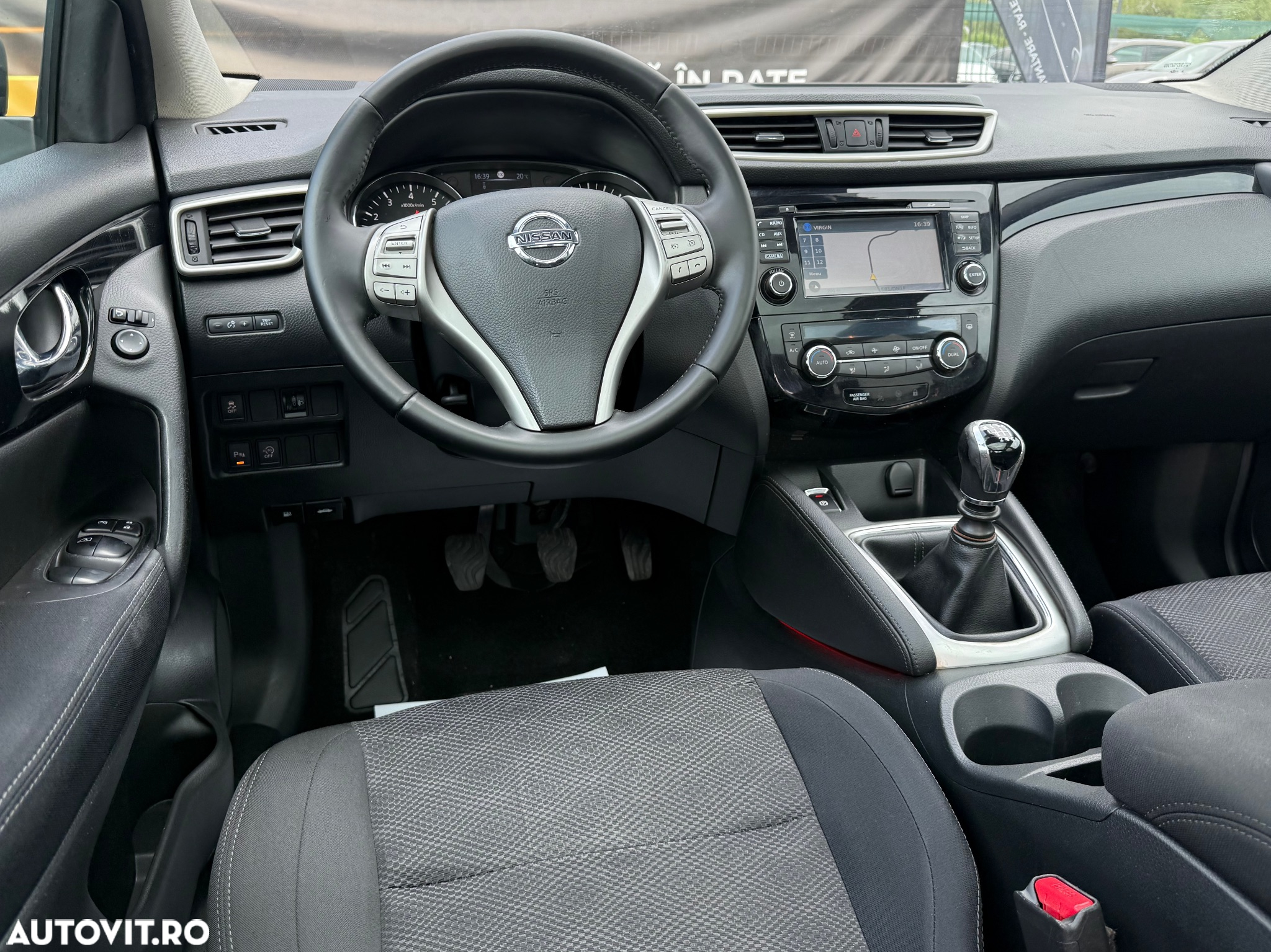 Nissan Qashqai 1.2 DIG-T TEKNA - 23