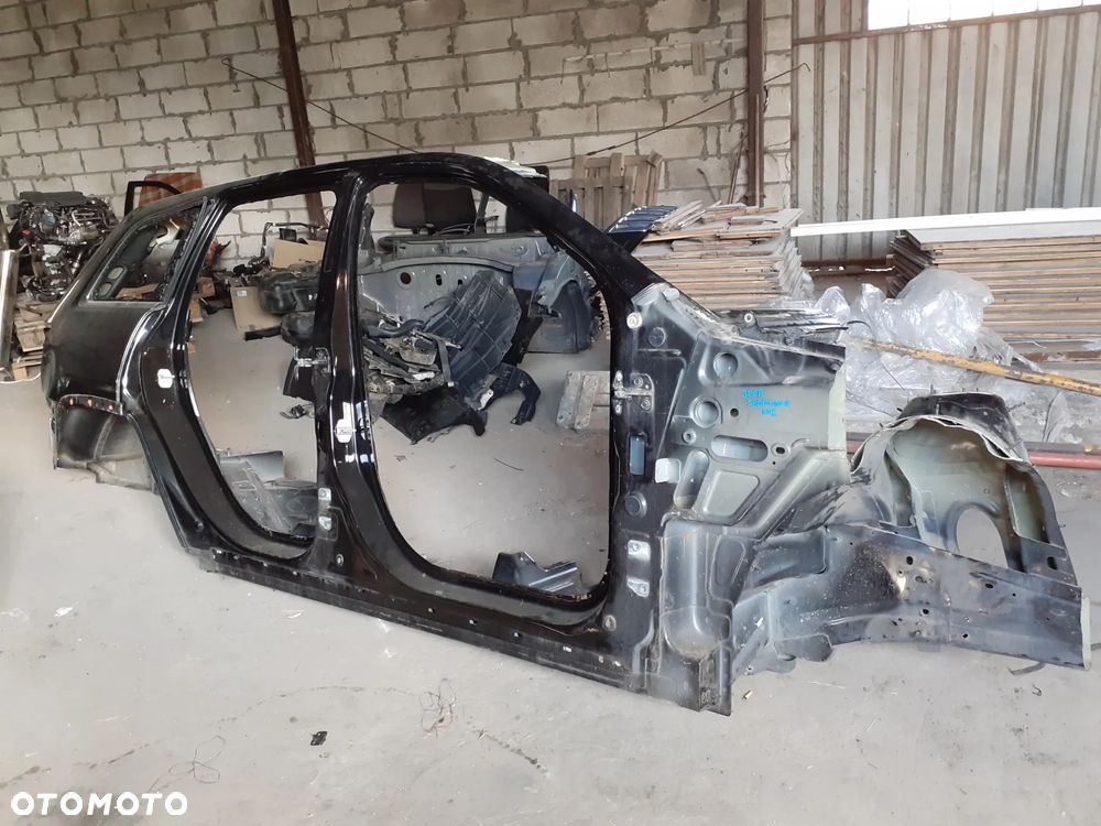 12041 Bok ćwiartka próg słupek błotnik prawy Jeep Grand Cherokee WK2 10- - 1