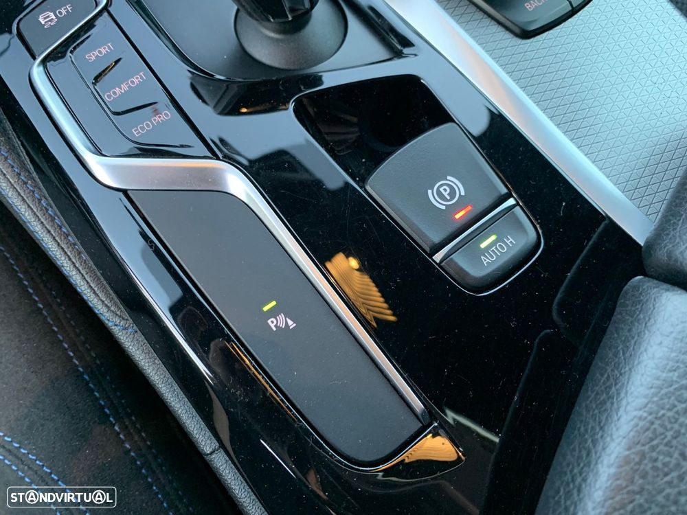 BMW 520 d Pack M Auto - 36